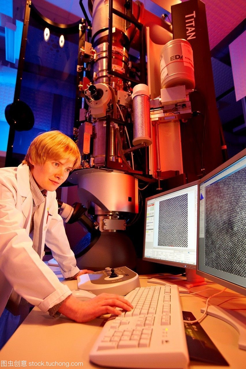 利用透射电镜,高分辨率透射电子显微镜,纳米尺度材料表征,纳米尺度现象的实时观测,研究中心,纳米科学合作研究中心,sansebas的原子分辨率成像。使用tem原子分辨率成像,高分辨率透射电子显微镜实验室hr-tem纳米材料表征,纳米级的实时观察现象中投nanogune纳米科学合作研究中心圣塞巴斯蒂安donostiagipuzkoaeuskadi,西班牙